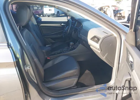 2019 Volkswagen Jetta 1.4T R-Line/1.4T S/1.4T Se z USA, uszkodzony, nr VIN 3VWC57BU3KM143867